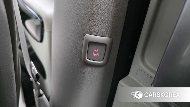 Kia The New Carnival id 3942975 из Кореи 10