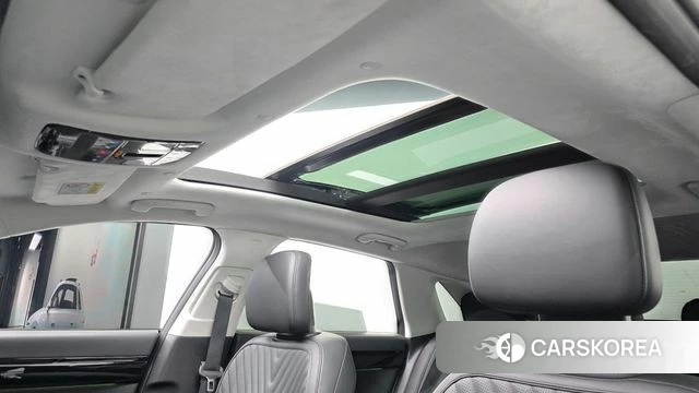 Hyundai Grandeur Hybrid (GN7) id 4279844 из Кореи 10