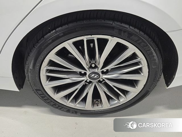 Hyundai Grandeur IG id 4255189 из Кореи 10