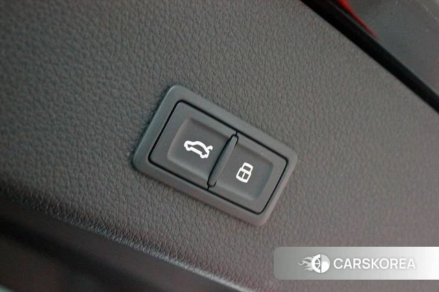 Audi e-Tron id 3842355 из Кореи 10