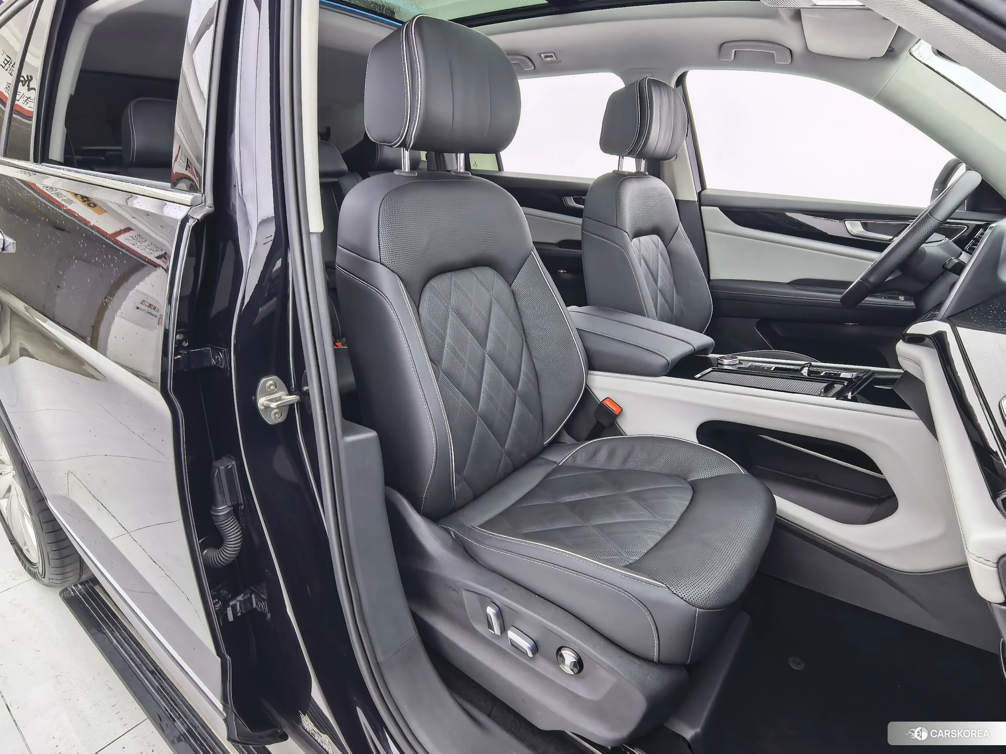 Volkswagen Tourang id 4473410 из Китая 10