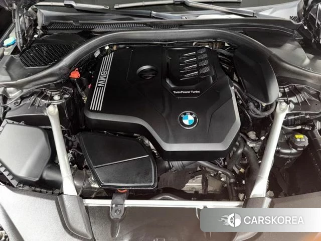 BMW 5 Series (G30) id 4667113 из Кореи 10