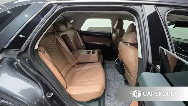 Hyundai Grandeur Hybrid (GN7) id 3223110 из Кореи 10