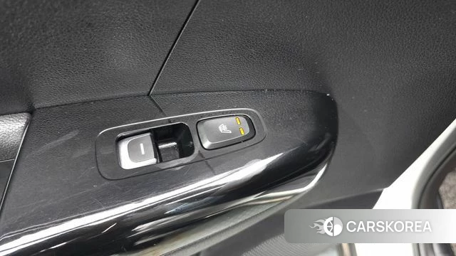 Kia Sportage The Bold id 4285378 из Кореи 10