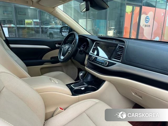Toyota Highlander id 4342035 из Китая 10