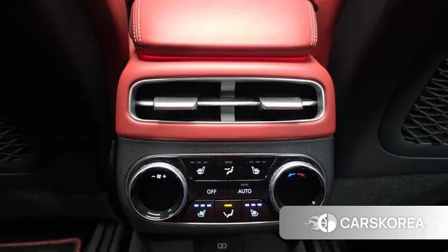 Genesis GV70 id 3645580 из Кореи 10