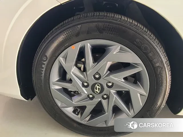 Hyundai The New Avante (CN7) id 3543555 из Кореи 10