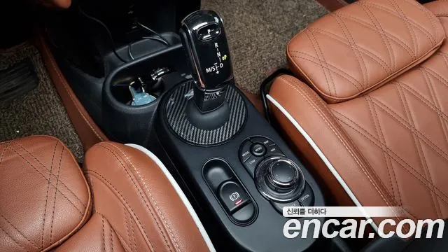 Mini Cooper S id 2660387 из Кореи 10