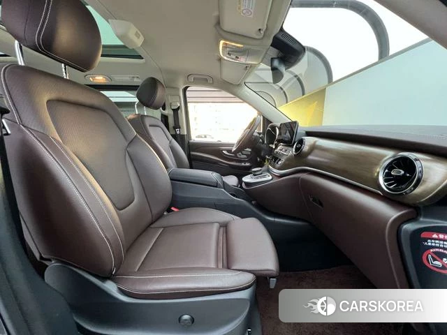 Mercedes-Benz V-class id 4307563 из Китая 10