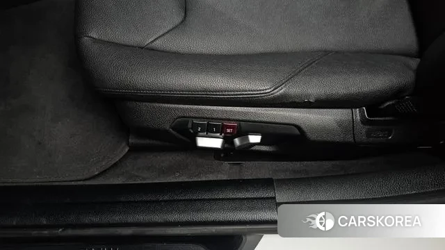 BMW 3 Series (F30) id 2981987 из Кореи 10