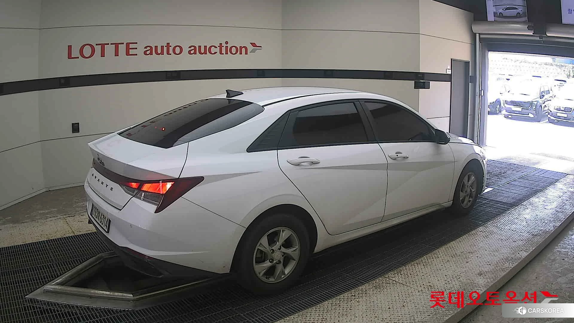 Hyundai Avante id 4669104 из Кореи 10