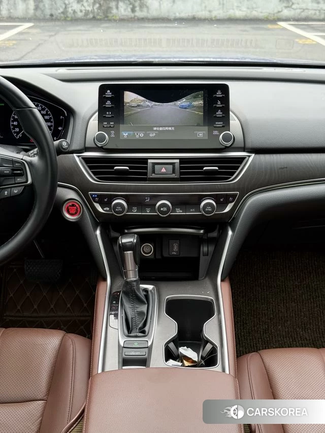 Honda Accord id 4221371 из Китая 10