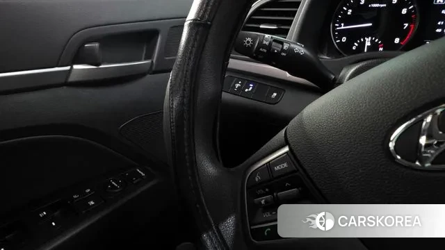 Hyundai Avante AD id 3085552 из Кореи 10