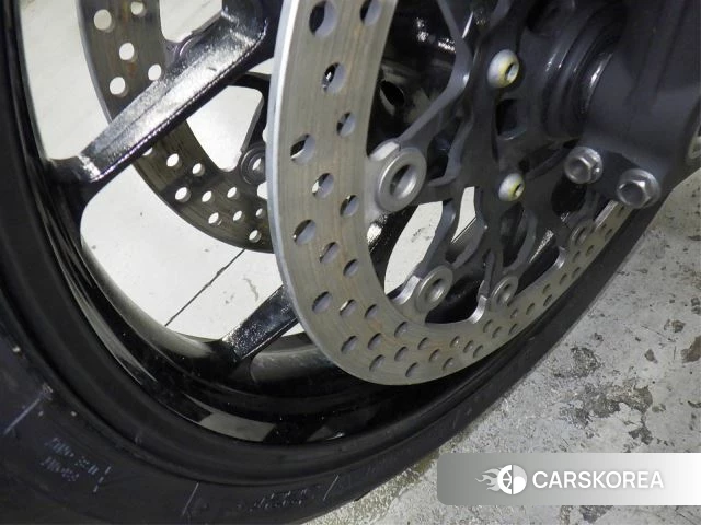 Honda CBR1000RR id 3946963 из Японии 10