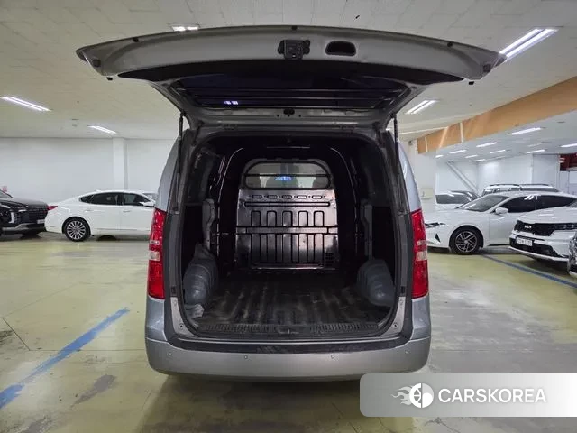 Hyundai The New Grand Starex id 3448876 из Кореи 10