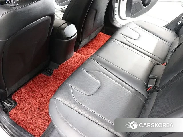 Hyundai Avante (CN7) id 3448953 из Кореи 10