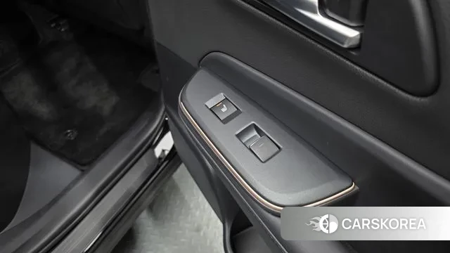 Toyota Crown Crossover id 3649430 из Кореи 10