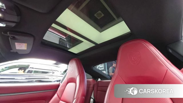 Porsche 911(992) id 4899768 из Кореи 10
