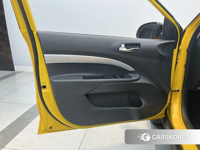 Kia Yi Ran id 4307647 из Китая 10