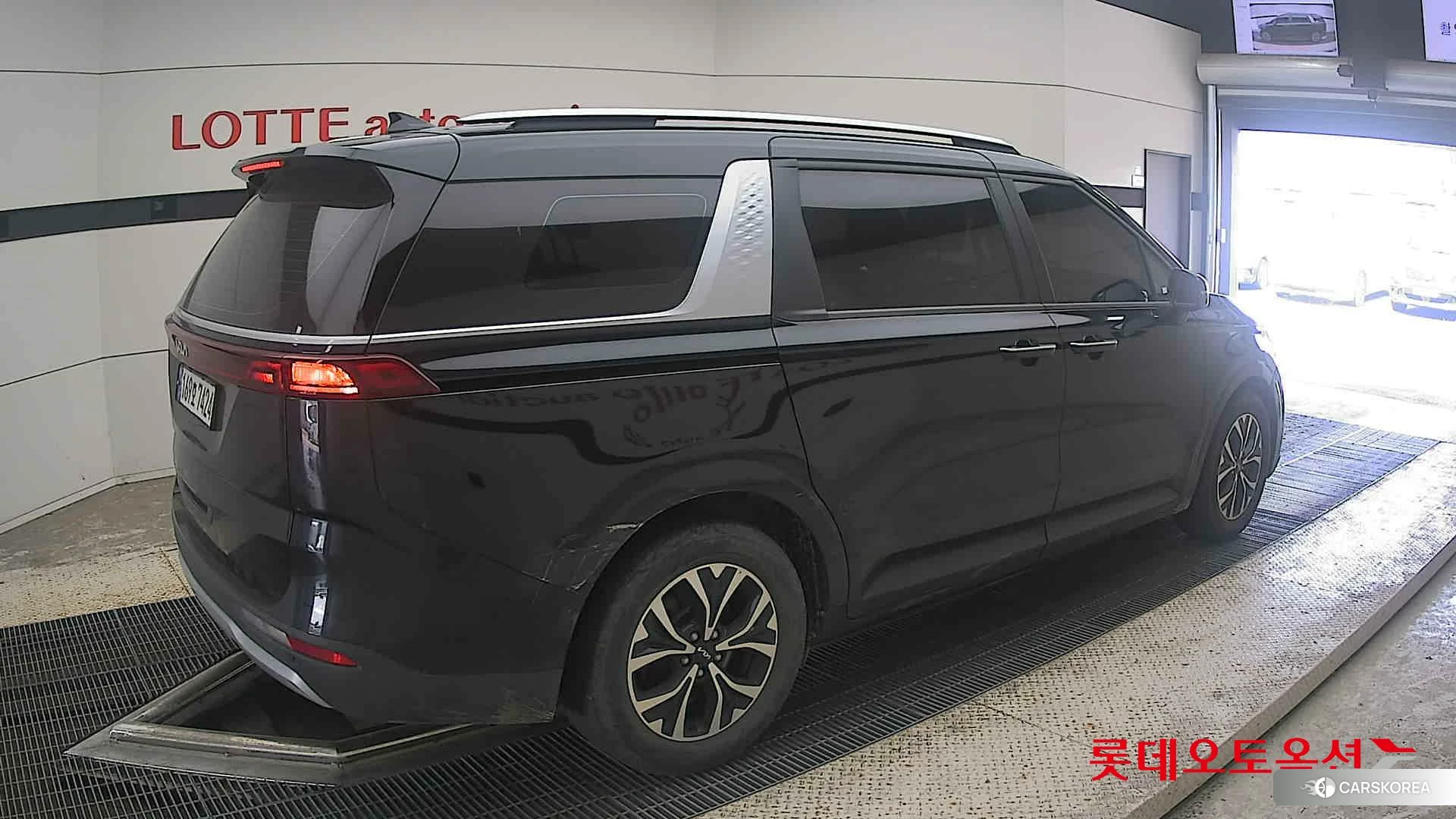 Kia Carnival id 4674194 из Кореи 10