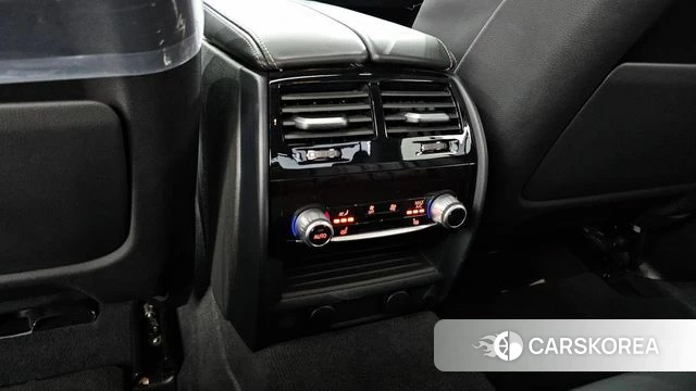 BMW 5 Series (G30) id 3886489 из Кореи 10