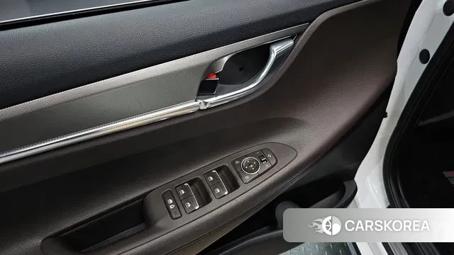 Hyundai The New Grandeur IG id 3401904 из Кореи 10