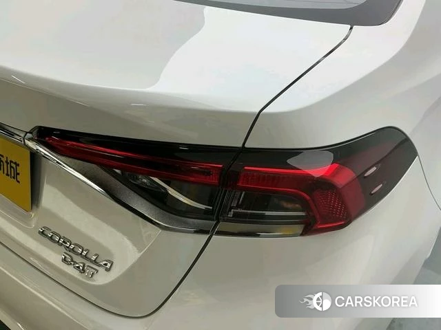 Toyota Corolla id 4276400 из Китая 10