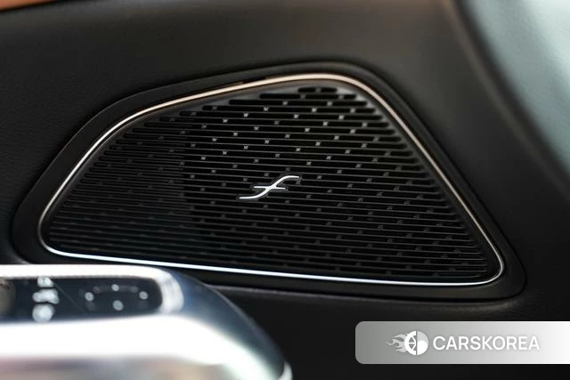 Mercedes-Benz E-class id 4264919 из Китая 10