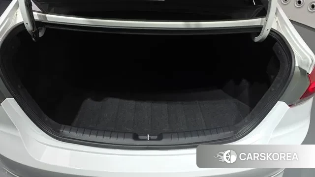 Hyundai Avante AD id 3484989 из Кореи 10