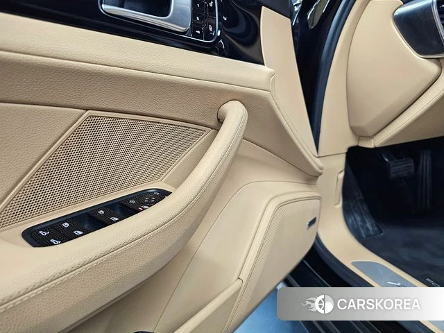 Porsche Panamera (971) id 4531162 из Кореи 10