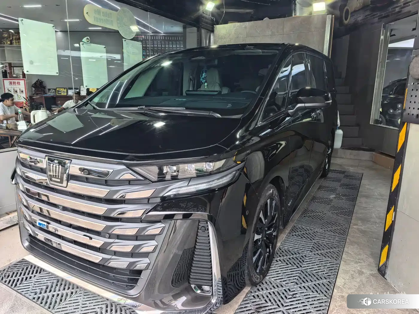 Toyota Vellfire id 4622500 из Китая 10