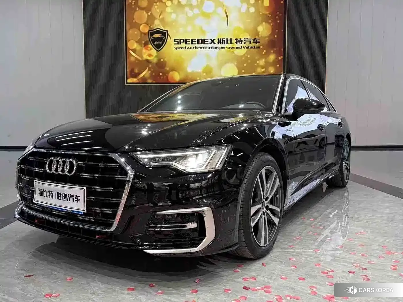 Audi A6L id 4654485 из Китая 10