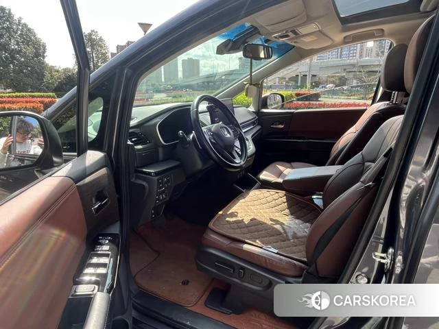 Honda Odyssey id 4260929 из Китая 10
