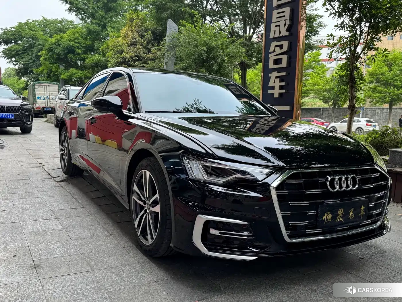Audi A6L id 4679755 из Китая 10