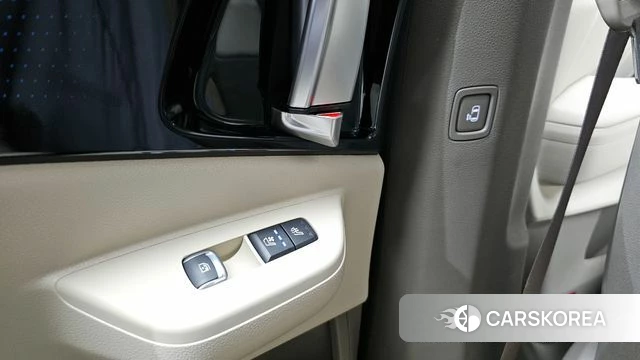 Kia The New Carnival 4th Generation id 3883151 из Кореи 10