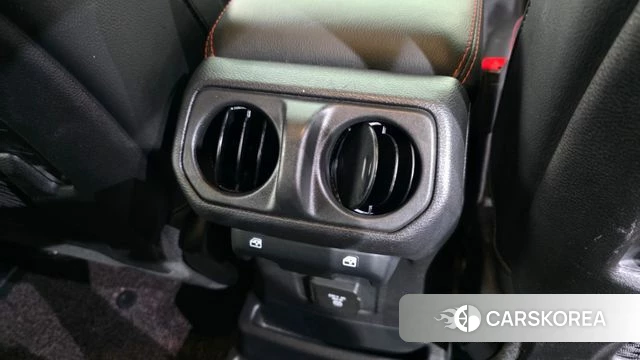 Jeep Wrangler (JL) id 3934793 из Кореи 10