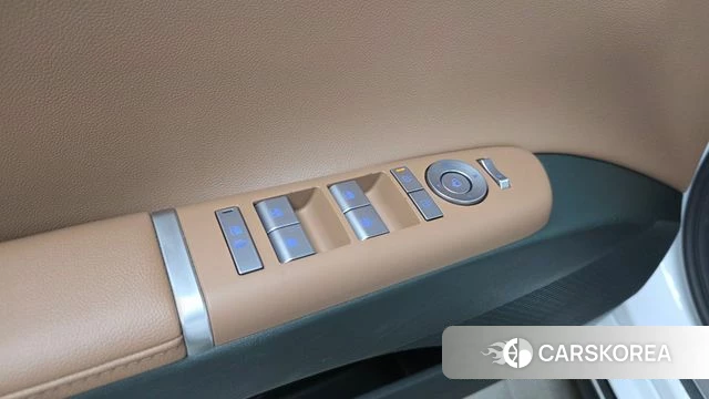 Hyundai Grandeur Hybrid (GN7) id 4640603 из Кореи 10