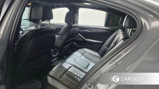 BMW 5 Series (G30) id 4769243 из Кореи 10