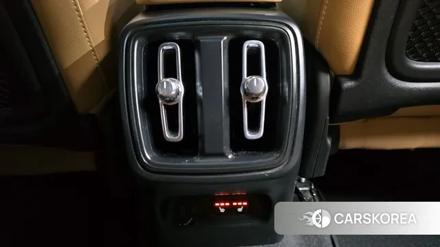 Volvo XC40 id 3290271 из Кореи 10