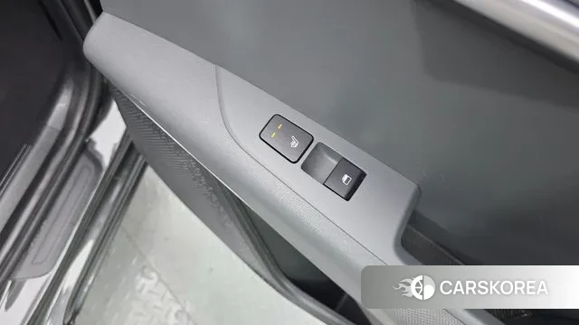 Kia Di Ol Nu Niro id 3529374 из Кореи 10