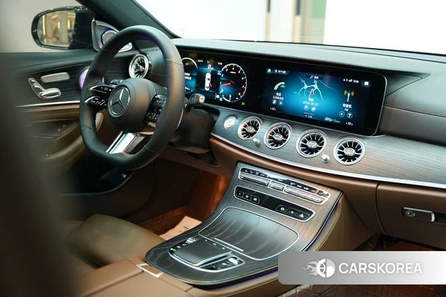 Mercedes-Benz E-class id 4256525 из Китая 10