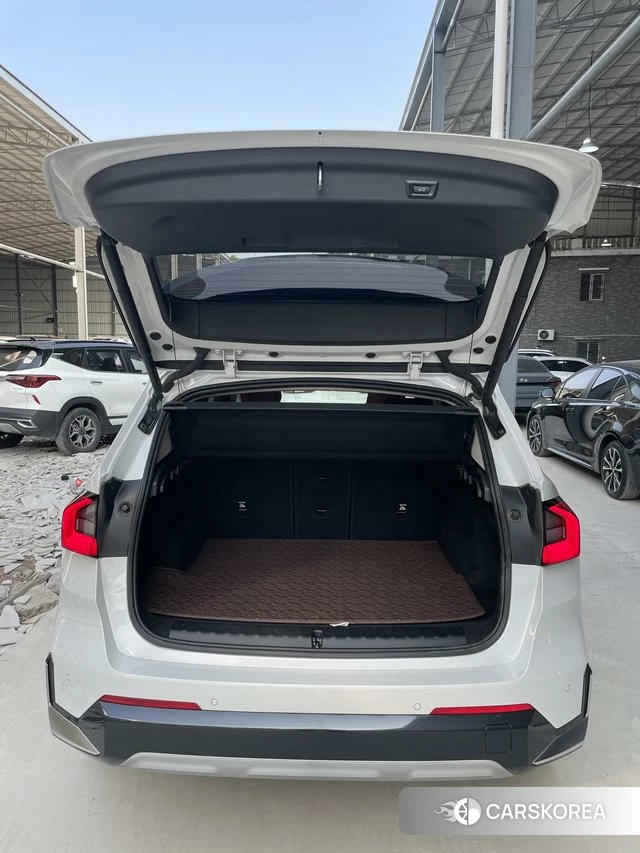 BMW X1 id 4301711 из Китая 10
