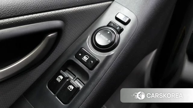 Hyundai The New Grand Starex id 3911956 из Кореи 10