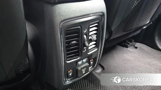 Jeep Grand Cherokee id 3319093 из Кореи 10