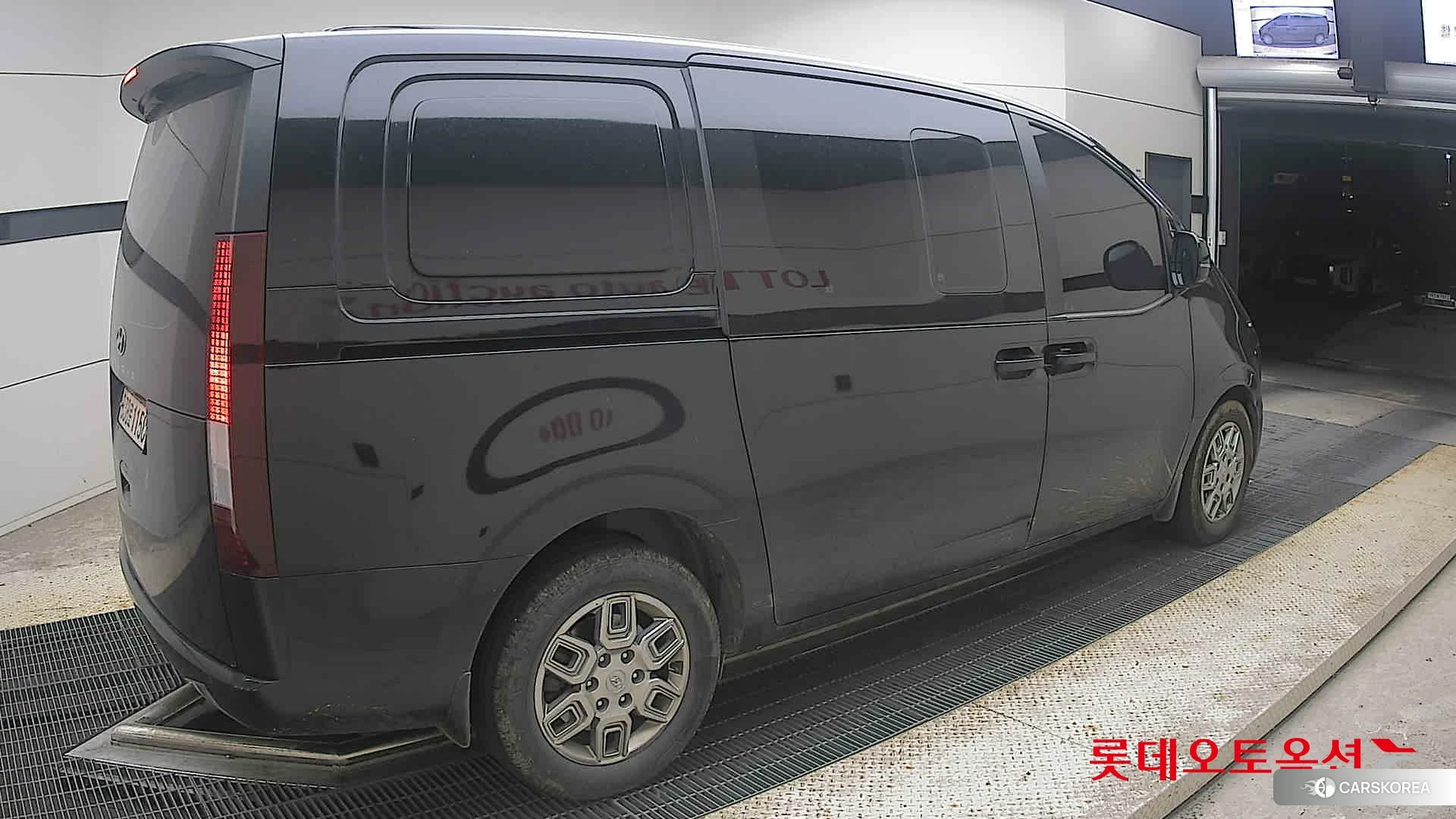 Hyundai Staria id 4902349 из Кореи 10