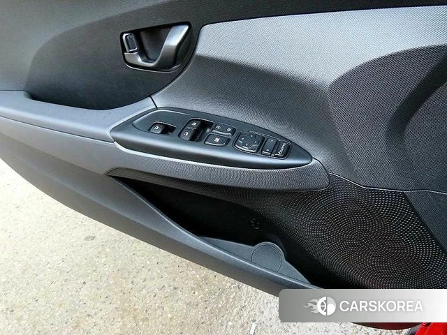 Hyundai Veloster (JS) id 3916851 из Кореи 10