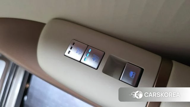 Hyundai Grandeur (GN7) id 3940535 из Кореи 10