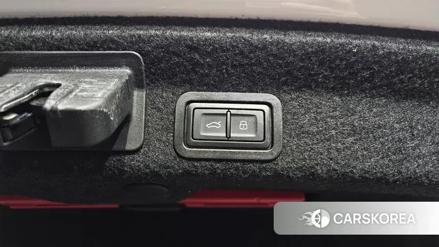 Audi A6 (C8) id 3347602 из Кореи 10