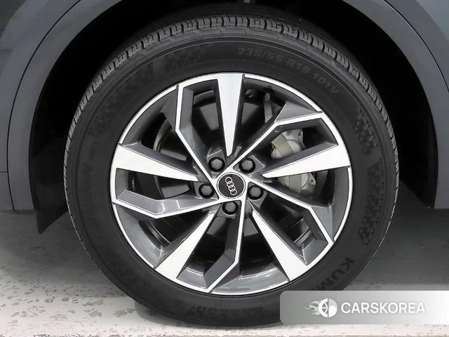 Audi Q5 (FY) id 3920946 из Кореи 10