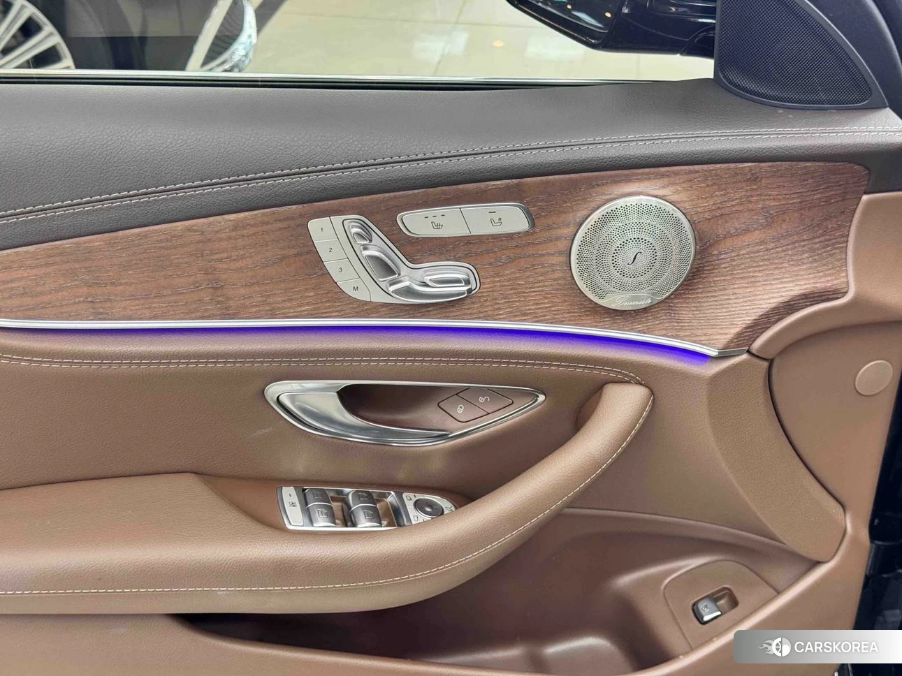 Mercedes-Benz E-Class id 4510938 из Китая 10